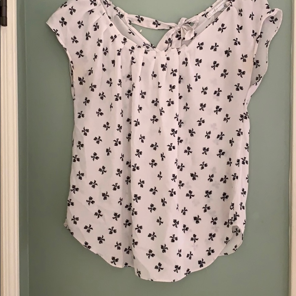 Lauren Conrad bow top